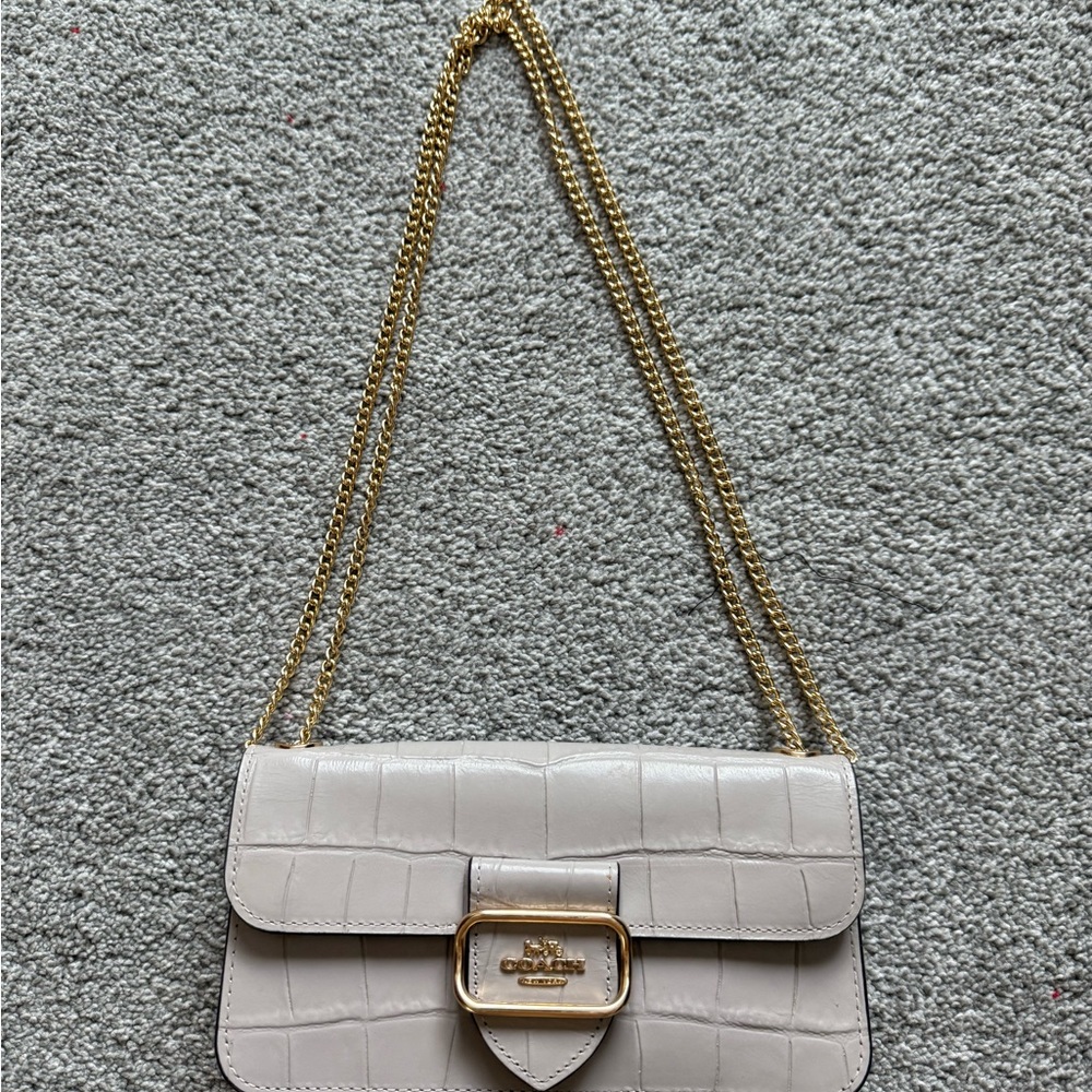 Coach White and Gold Quilted Shoulder Bag